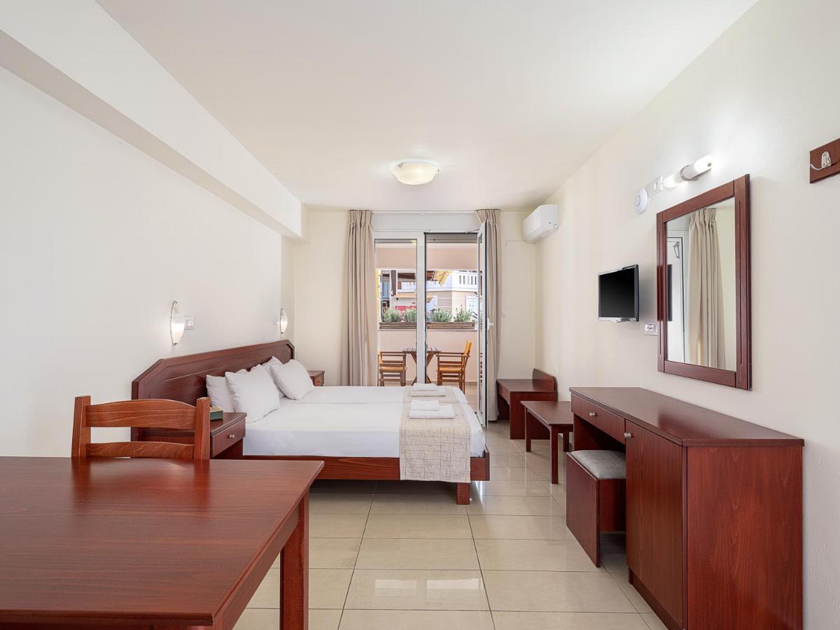 Artemis Apartments Stalós Kamer foto
