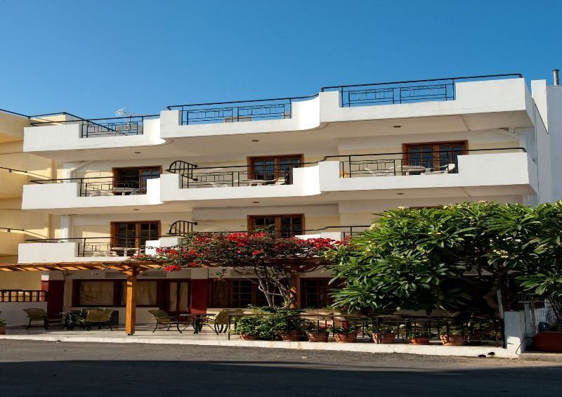 Artemis Apartments Stalós Buitenkant foto